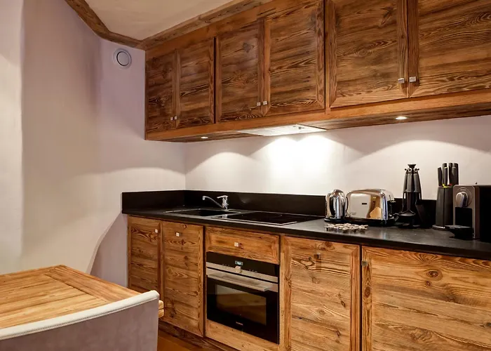 De Standing Au Centre Et Bord De Piste - 4 Pers, Parking, Wifi - Fr-1-514-35 * Courchevel